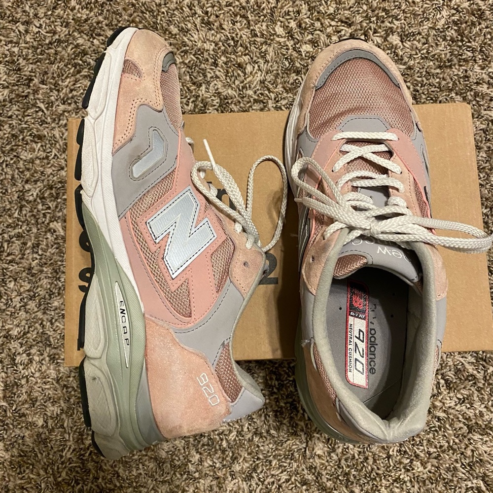 New Balance 920